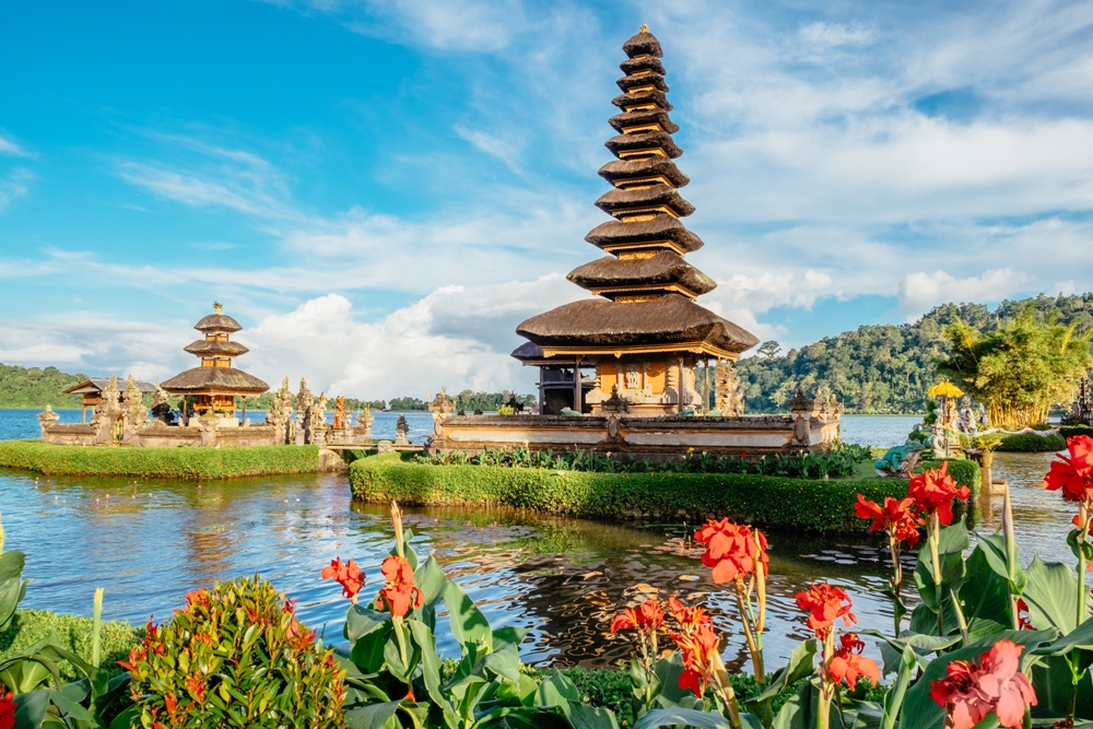 Experience the Incomparable Beauty of Bali